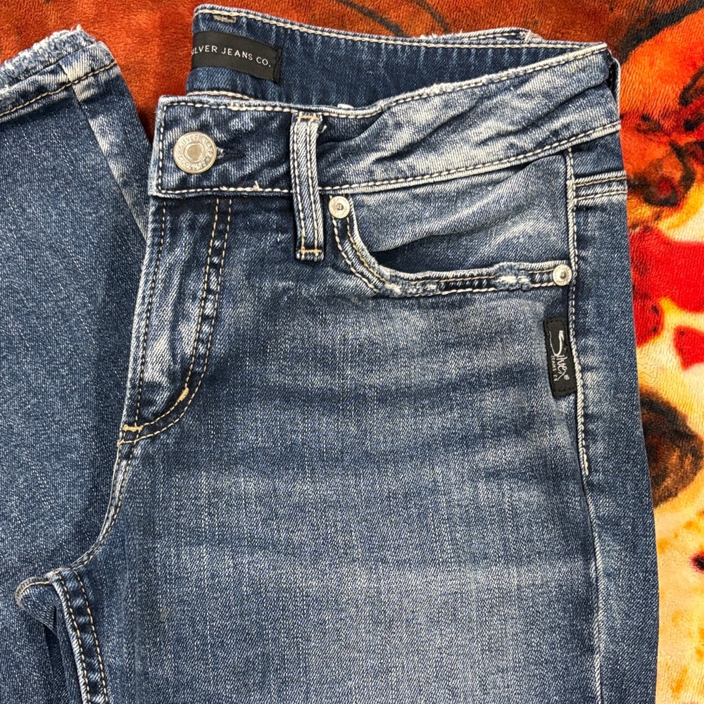 Silver Jeans Co - Picture 2 of 8